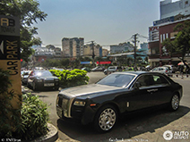 Drie luxepaarden in Ho Chi Minh City gespot